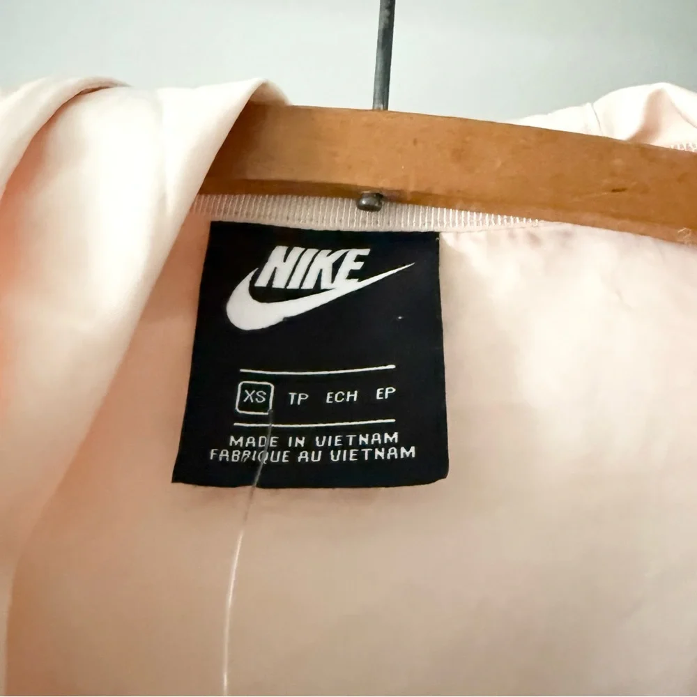 Nike Light Peach Hooded windbreaker Jacket XS‎